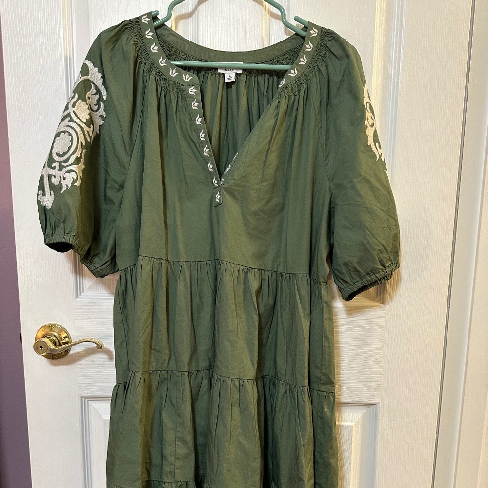 crown & ivy Olive Green Tiered Mini Dress with White Embroidered Sleeves